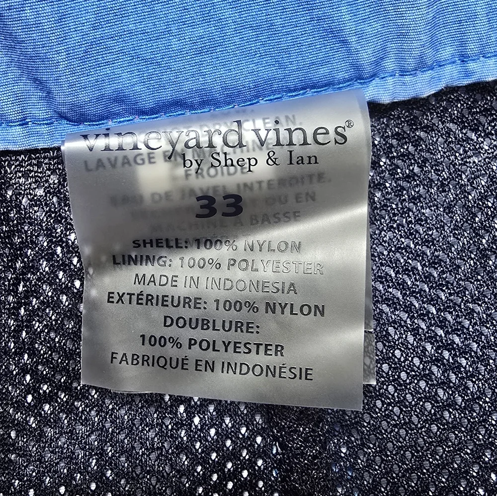 Vineyard Vines vines size