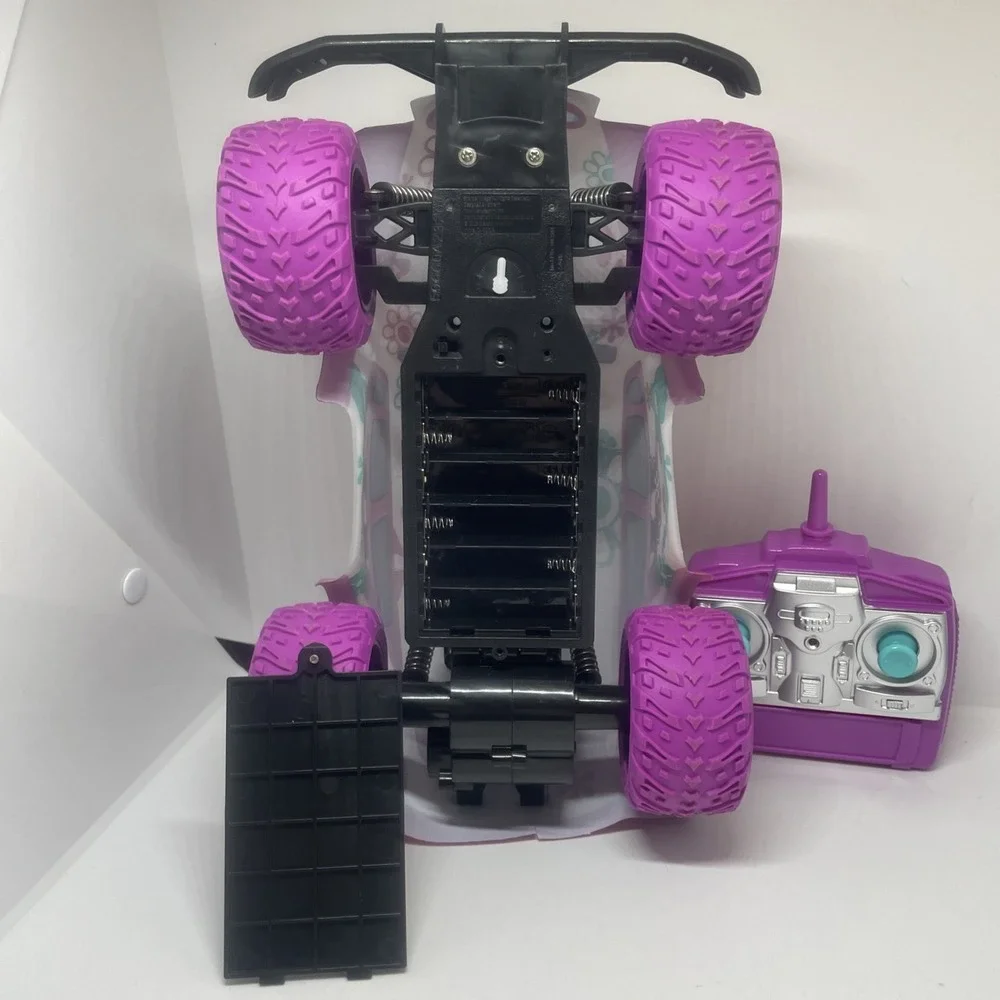 Sharper Image Pink & Purple Pixie Cruiser RC‎ Car Doodle Bug