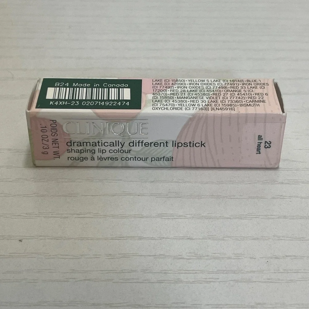 Clinique Dramatically Different Lipstick Shaping Lip Colour 23 All‎ Heart BW