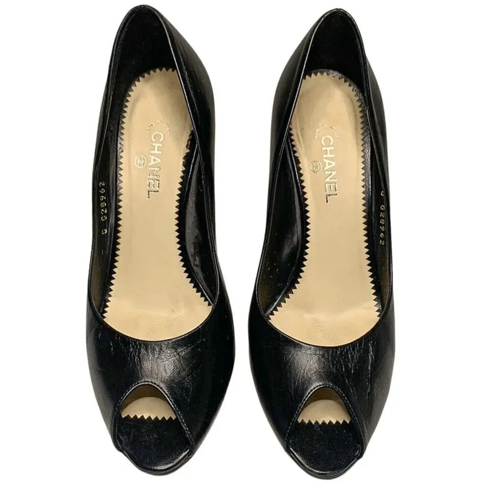 Chanel Interlocking CC Logo Black Leather Pumps EU 37 US 6-6.5 Pearl High Heels
