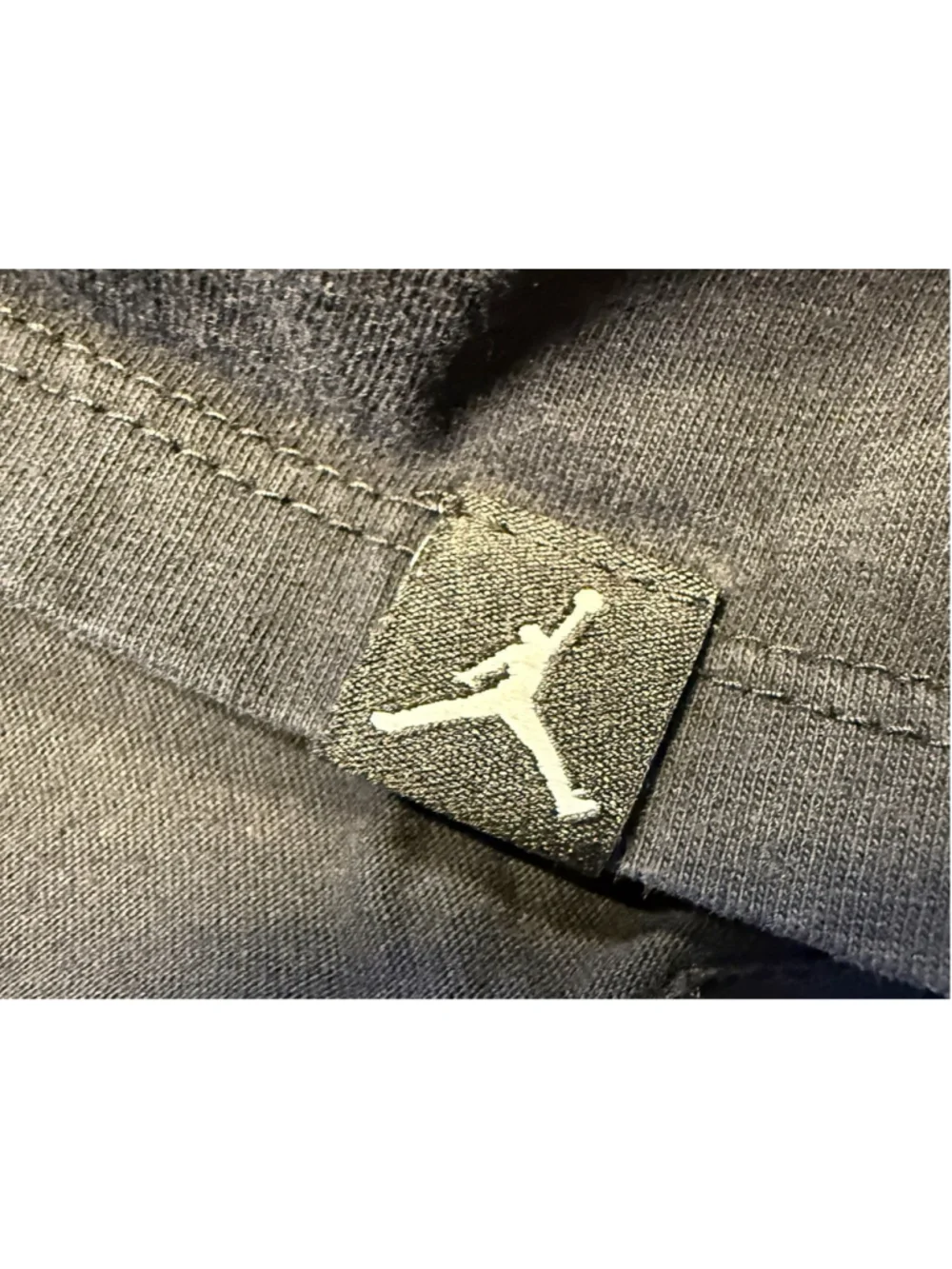 Jordan look medium black