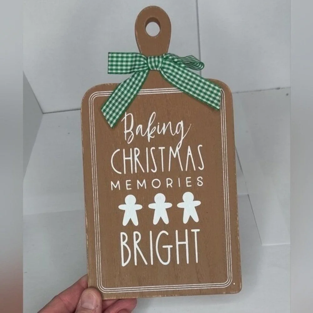Baking Christmas Memories Bright Wood Cutting Board Christmas‎ Gingerbread Decor