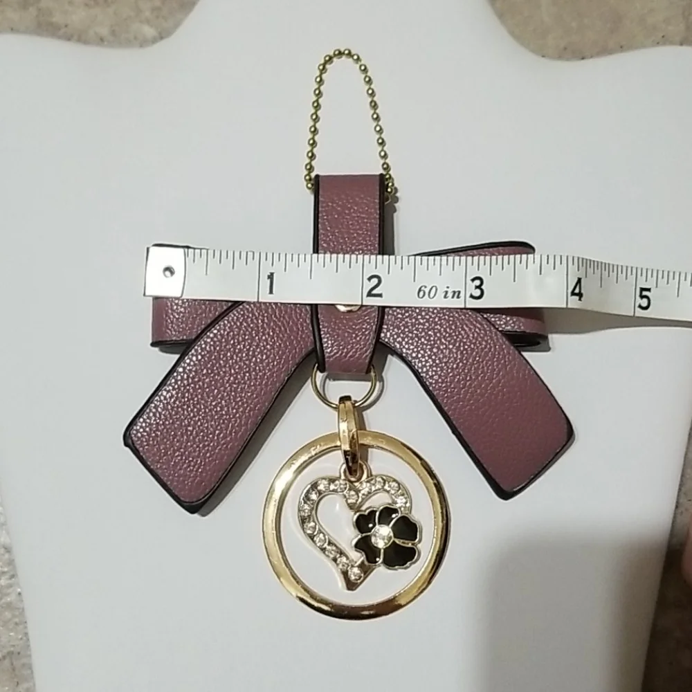 Oversized Bow Keychain