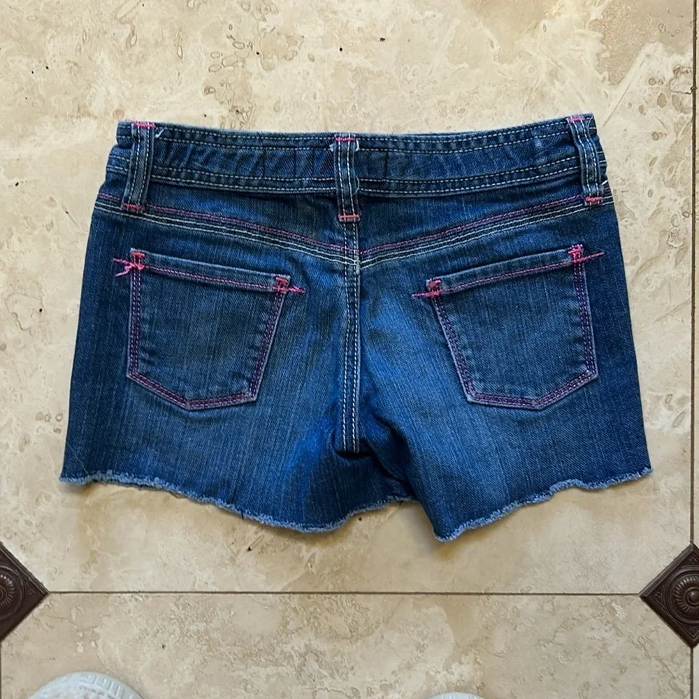 Old Navy offer smoke