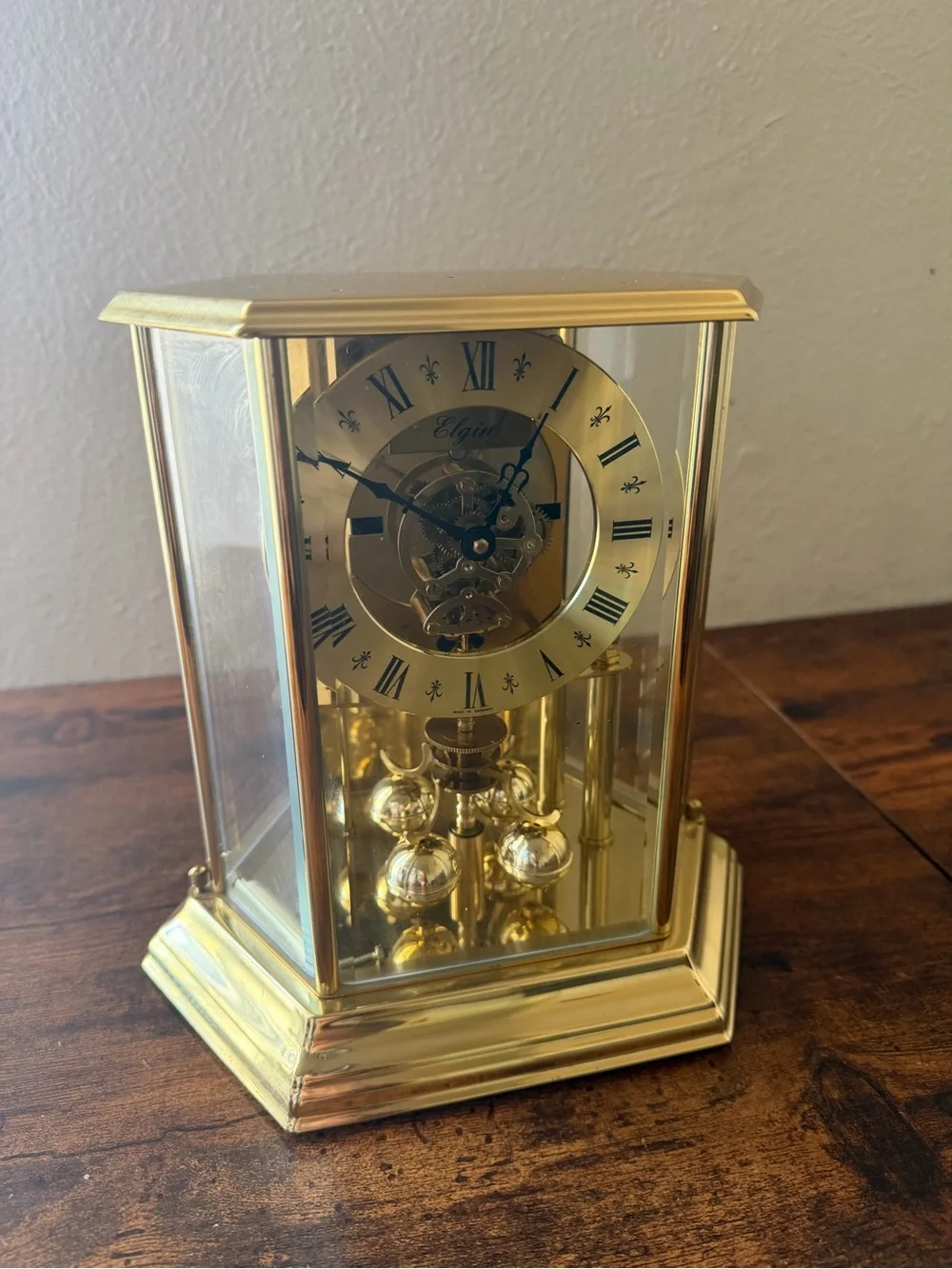Elgin vintage mantel