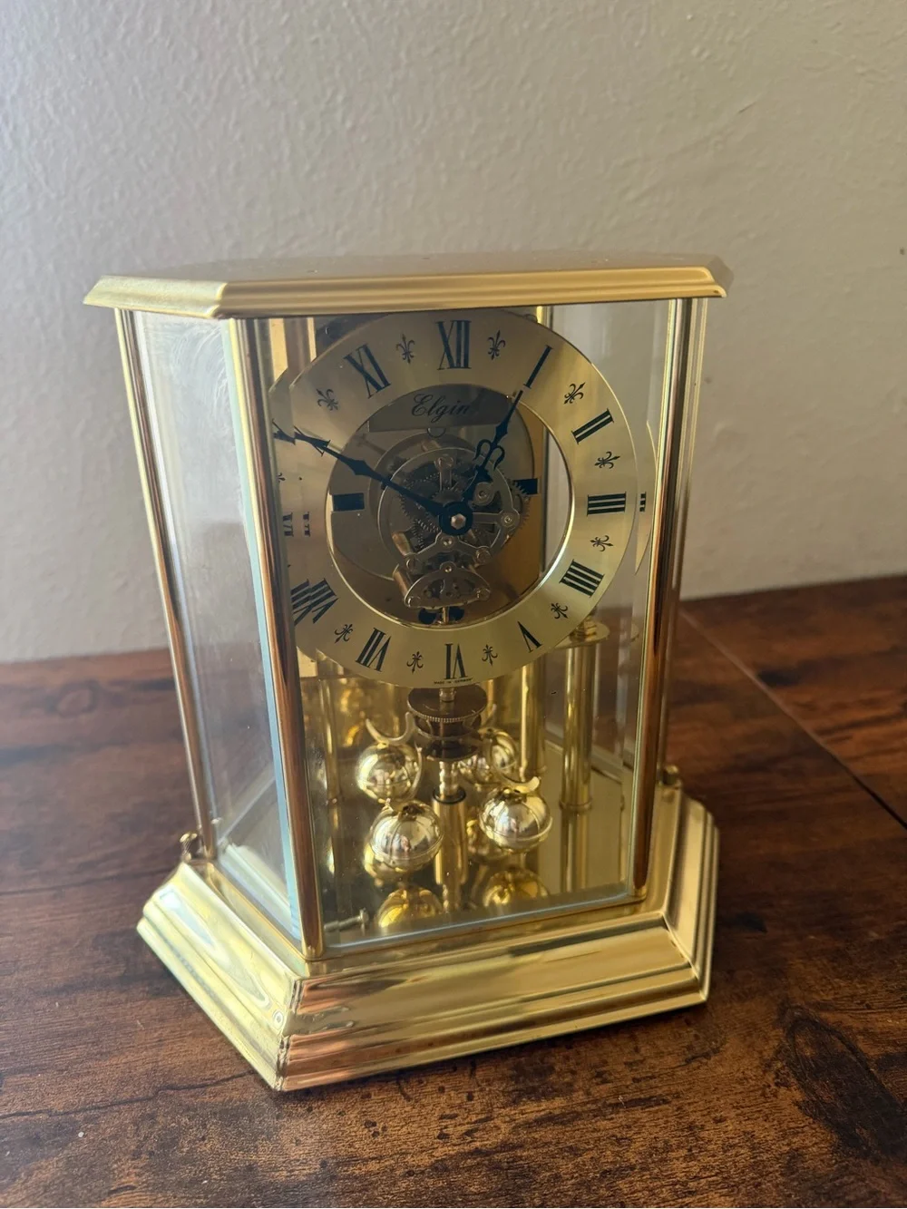 Elgin vintage mantel