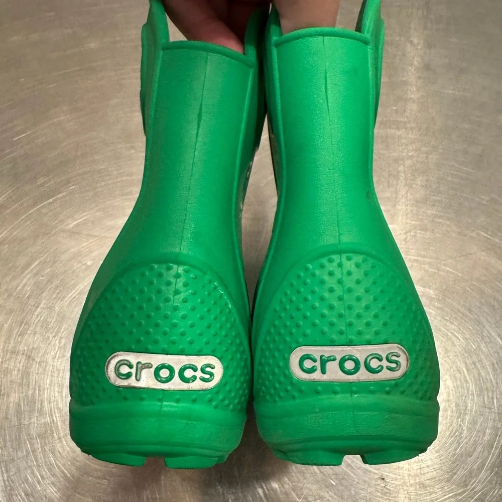 CROCS green handle
