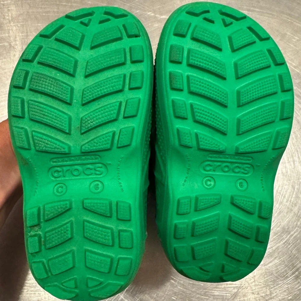 CROCS green handle