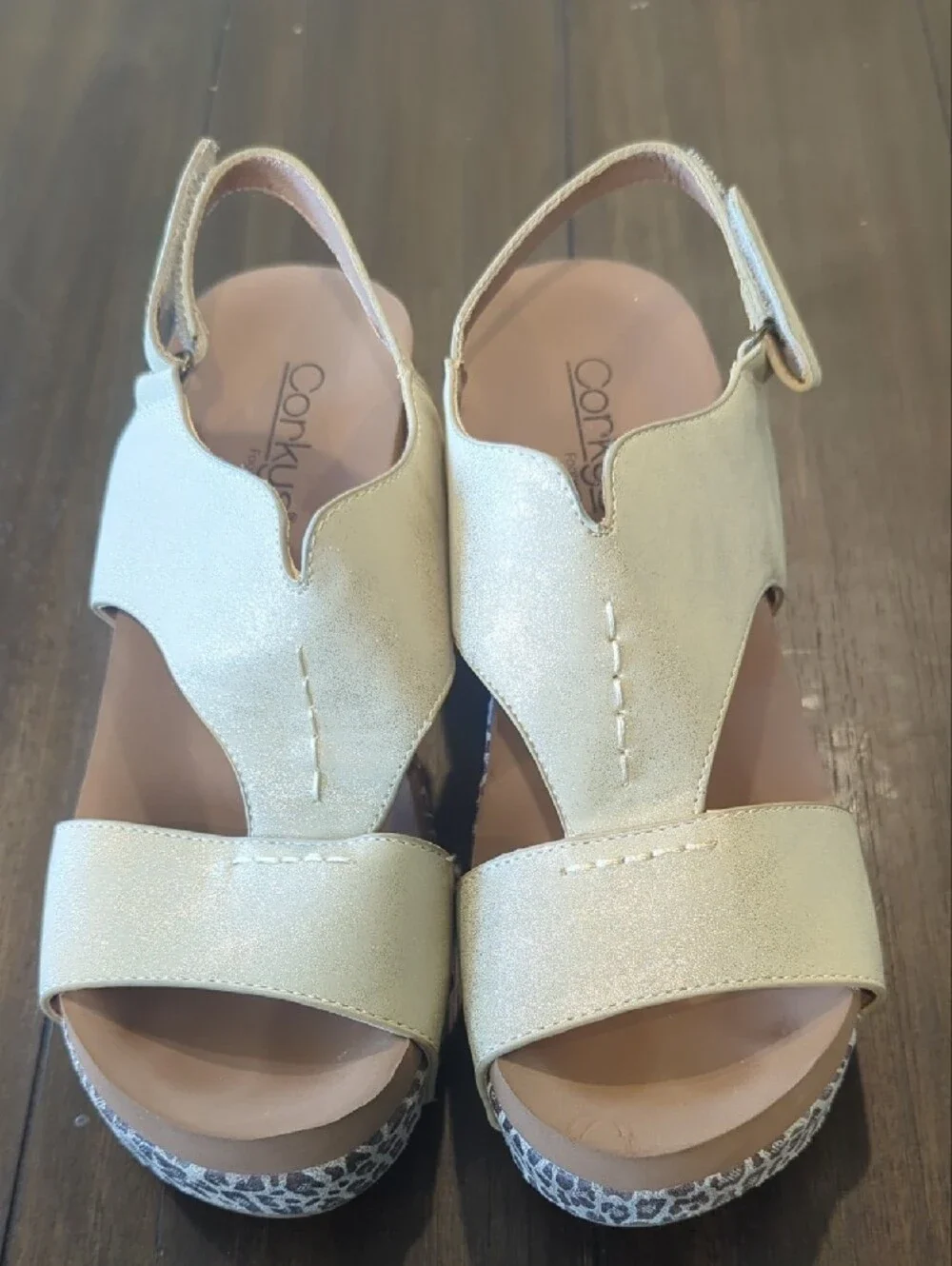 Corkys corky wedge