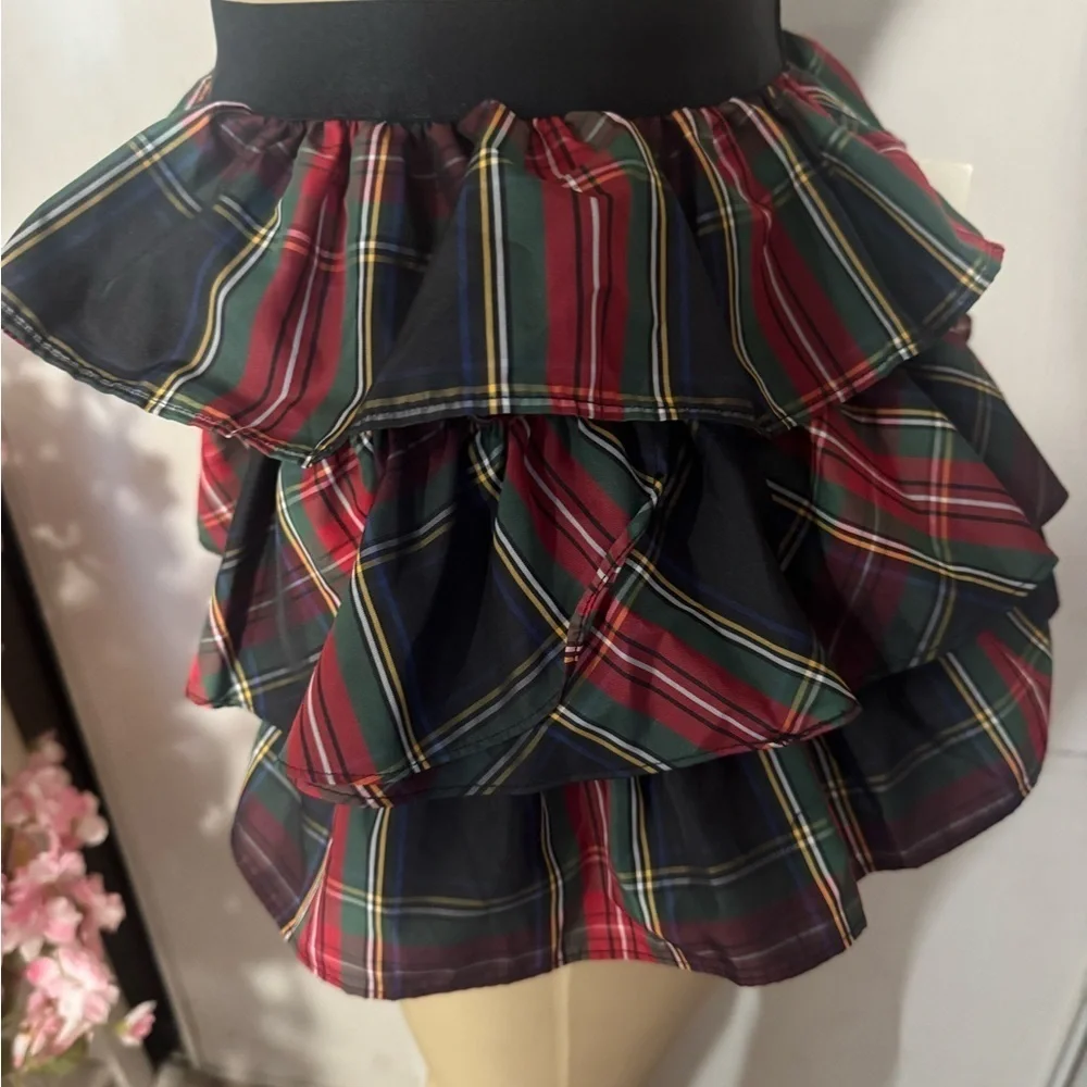 Ralph Lauren outings ruffle tones