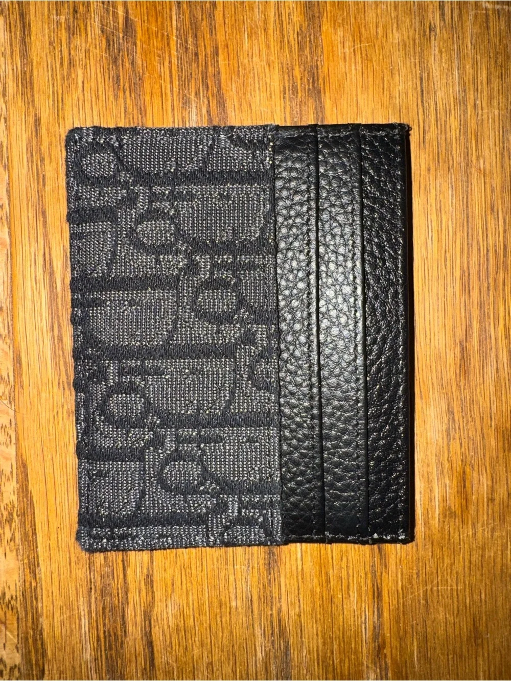 Dior compact card