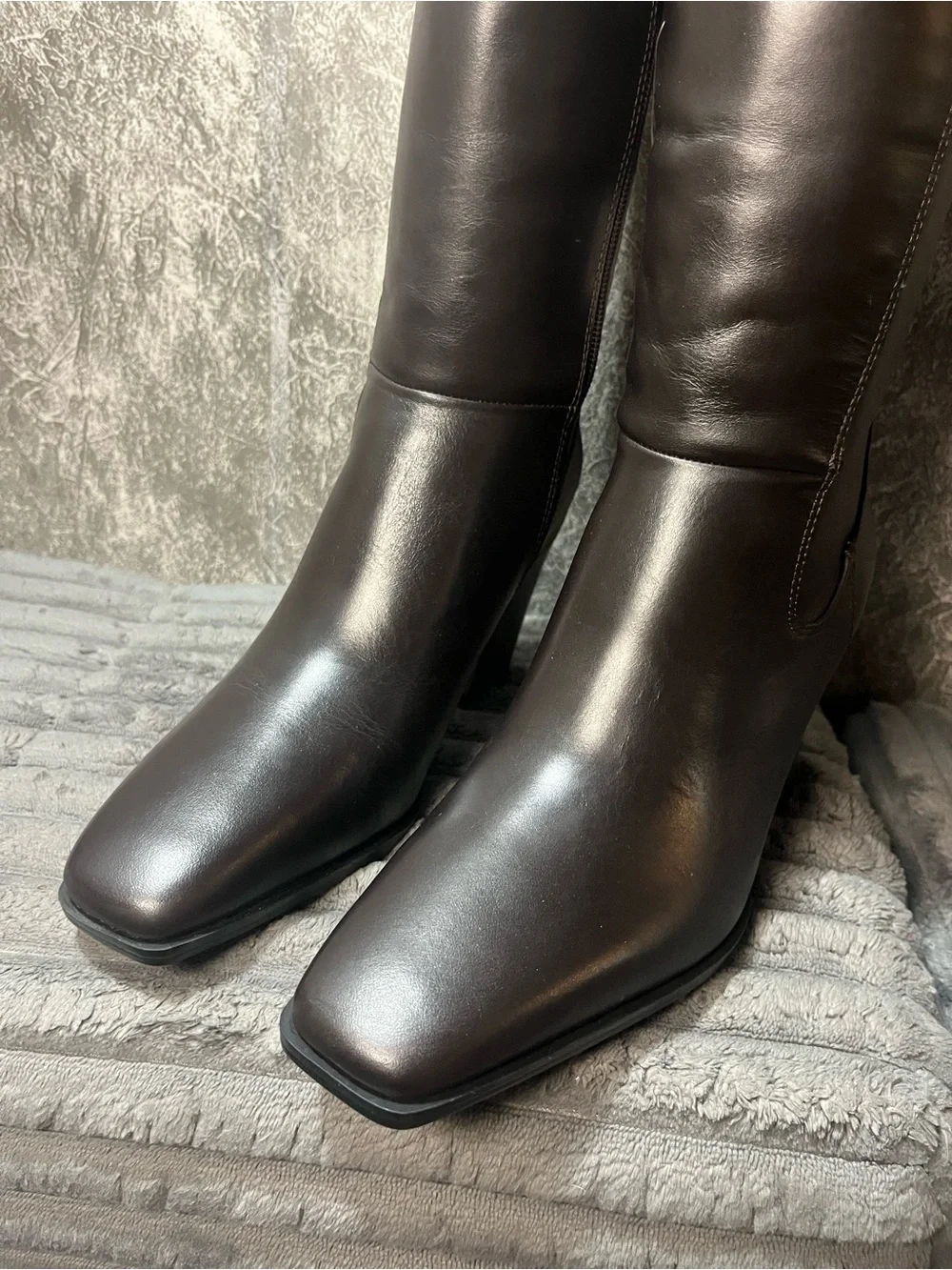 Franco Sarto classic over