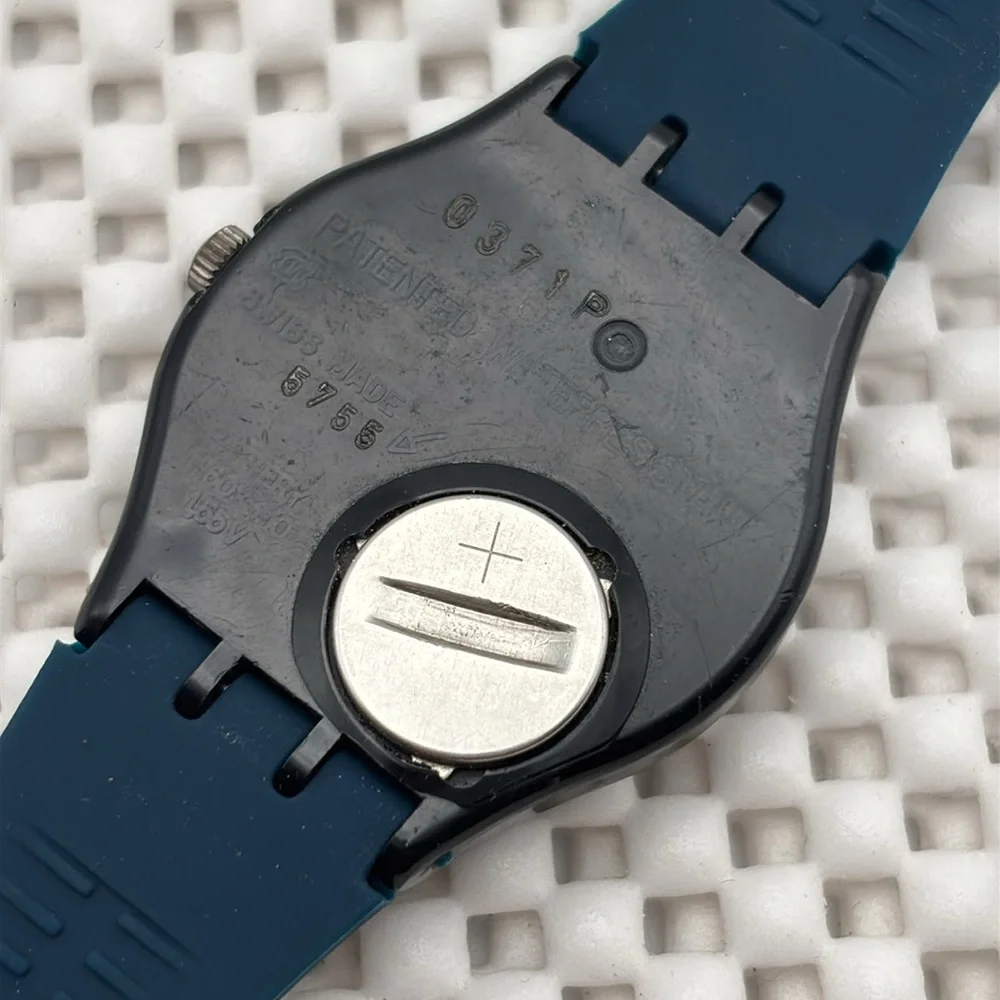 Swatch watch gb135