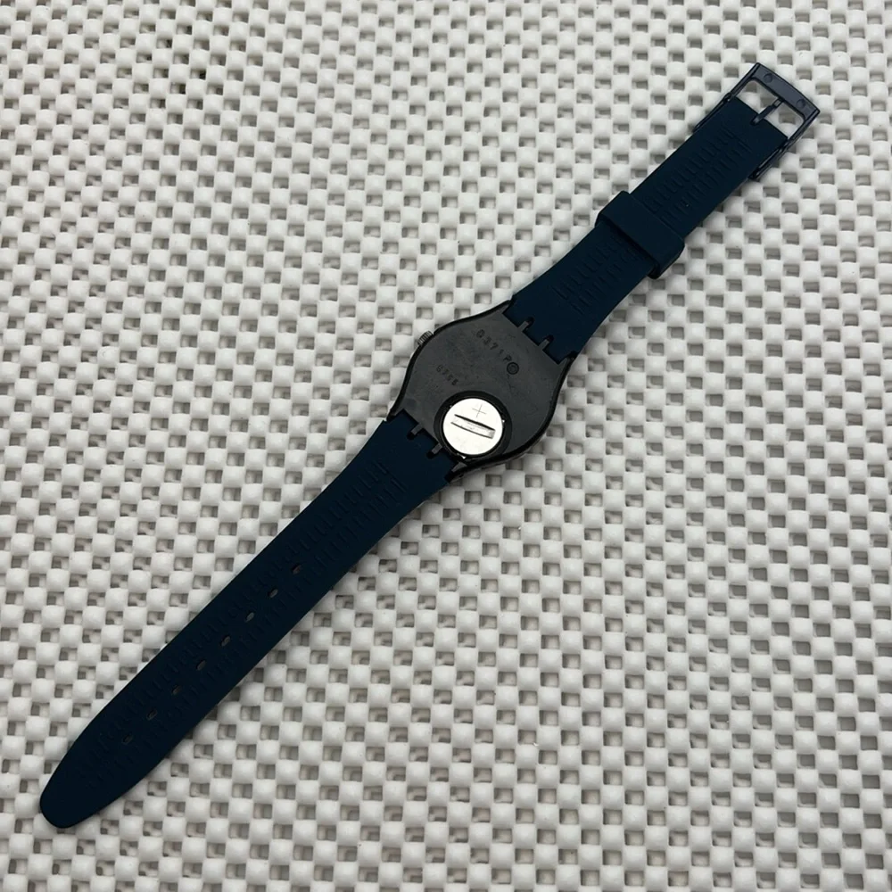 Swatch watch gb135