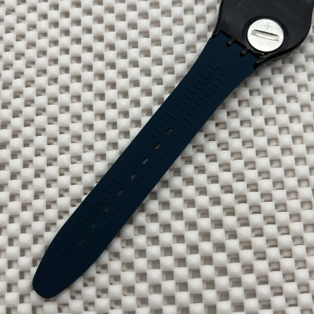 Swatch watch gb135