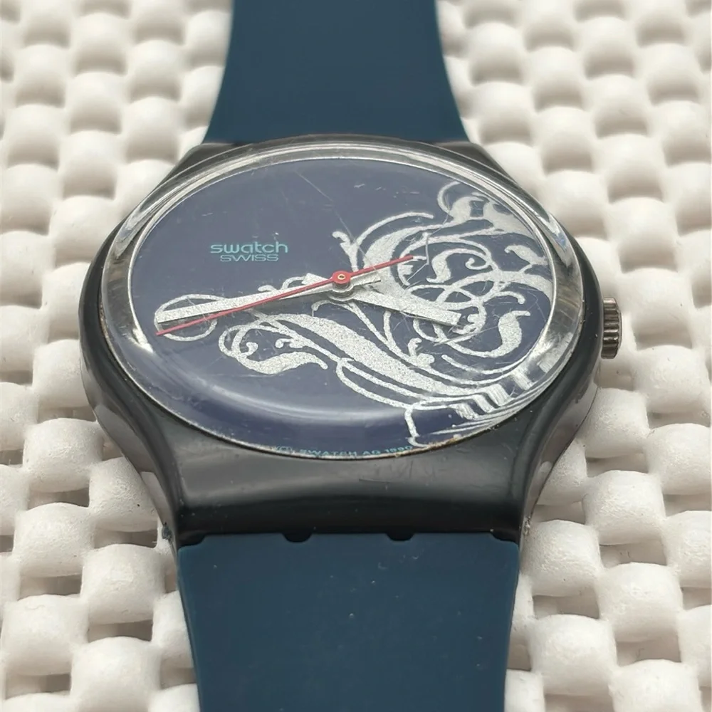 Swatch watch gb135