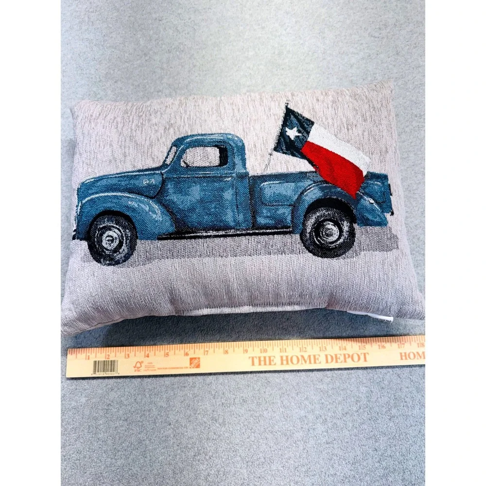 Kohl's Decorative Pillow Unisex 13x18 Multi Texas Flag‎ Blue Vintage Truck New
