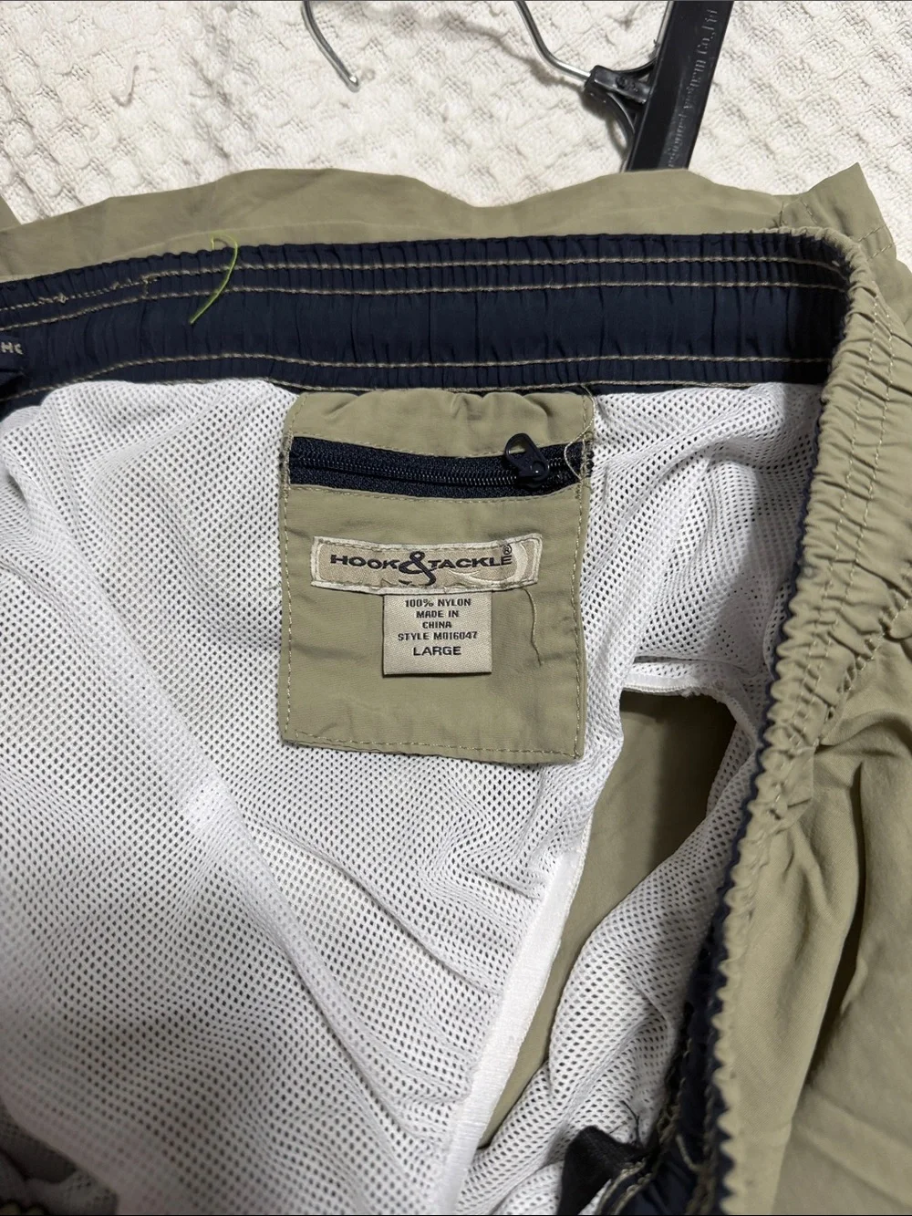 Men's Olive Cargo Swim Shorts with Utility Pockets and Elastic Waist