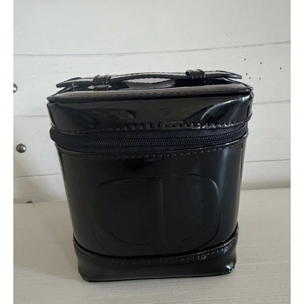 Dior cd black