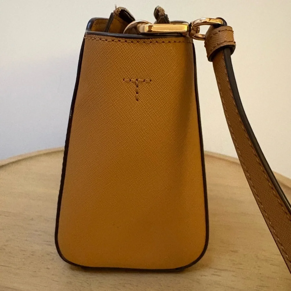 Tory Burch great tory