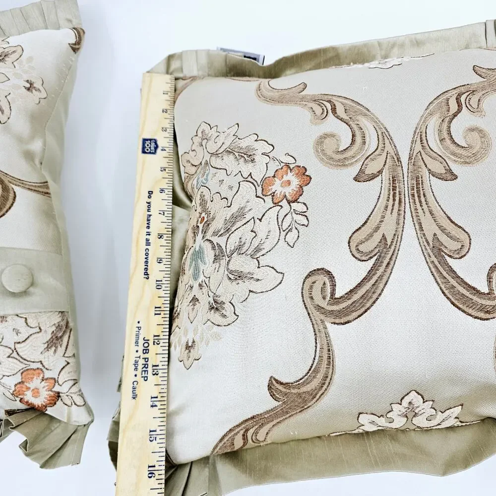 2 Chic Home Design Europe Jacquard Floral Accent Pillows Beige Hypoallergenic