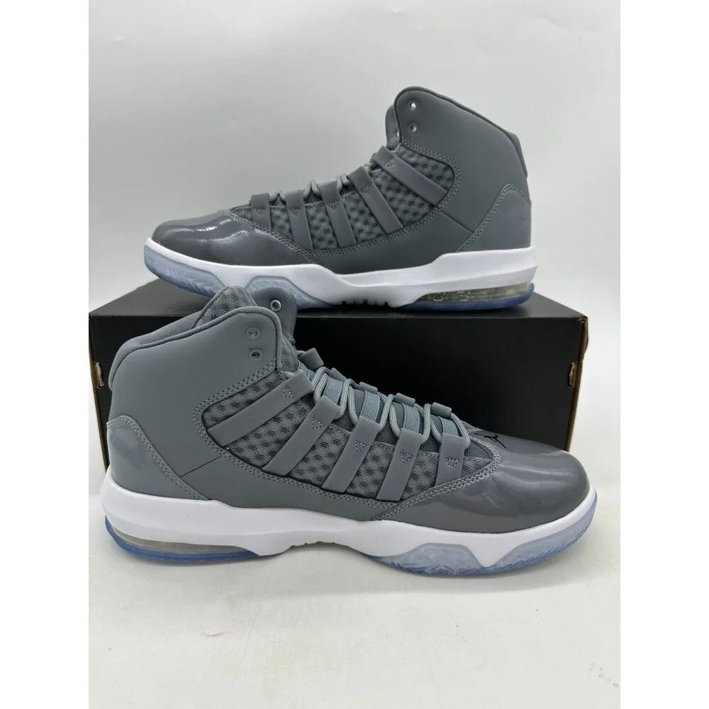 Jordan Max Aura Men's Size 10 Grey White Basktball Athletic Shoes AQ9084 010