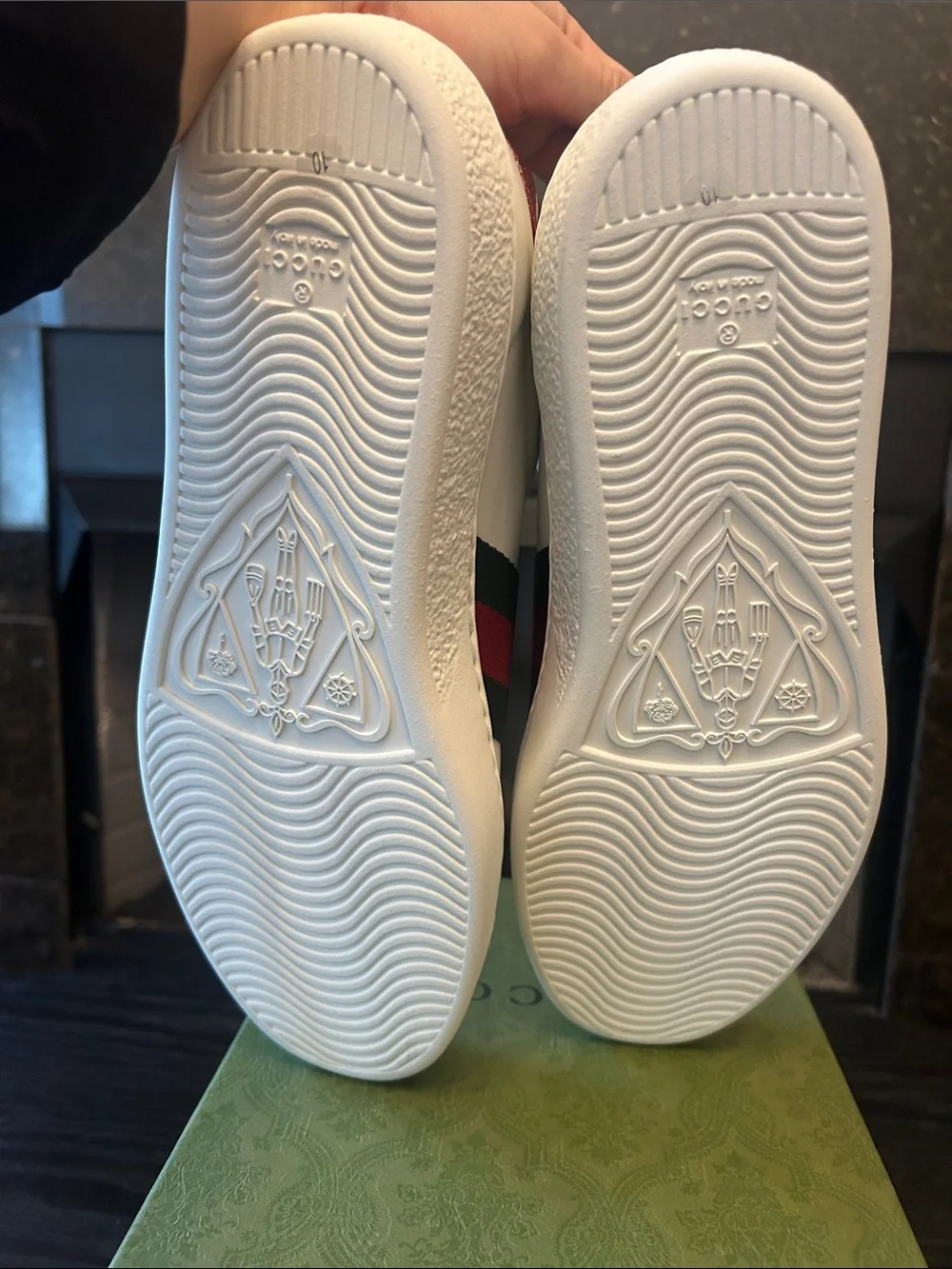 Gucci White Leather Sneakers with Green and Red Web & Gold Bee
