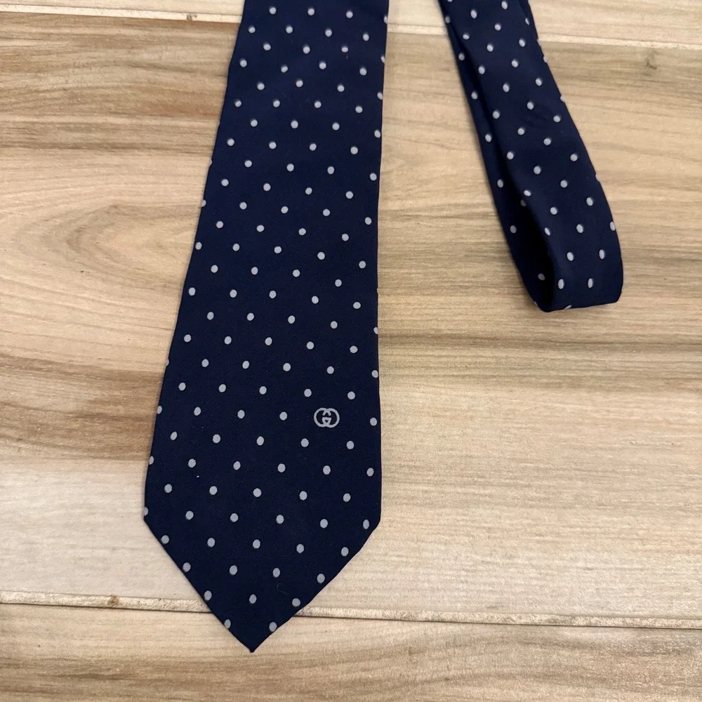 Gucci silk necktie
