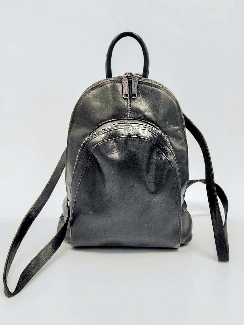 Tano Black Leather Backpack Unisex Medium Y2K Minimalist Capsule Wardrobe Bag