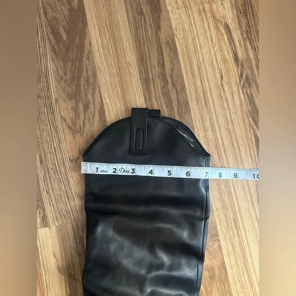 Madden Girl fit easy