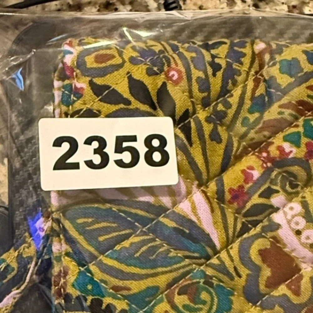 Vera Bradley Essential Lunch Tote Buta Spray Paisley Quilted Cotton 50171-20344