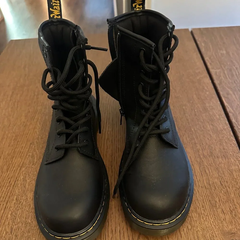 Dr. Martens new without