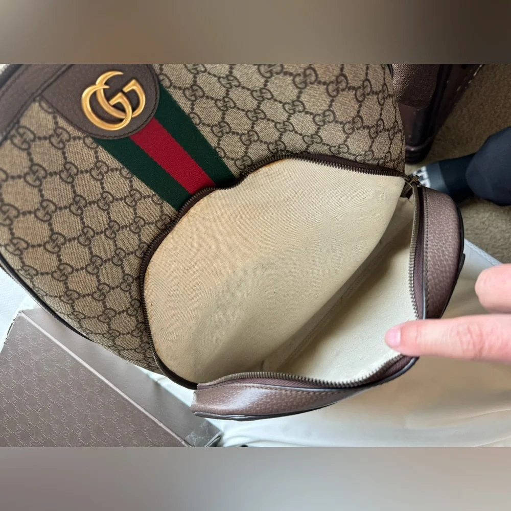 Gucci authentic roomy trim