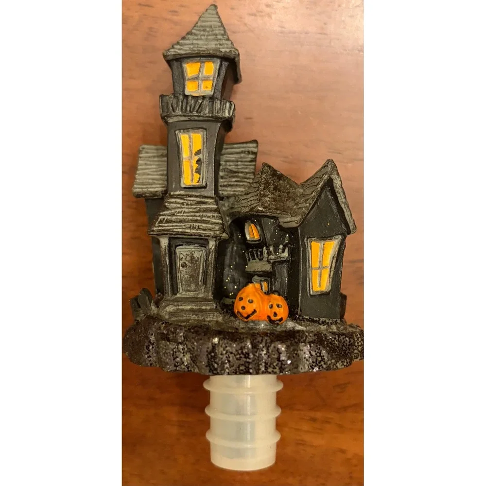 Halloween Haunted House Wine Bottle Stopper Spooky Gothic Decor Pumpkins