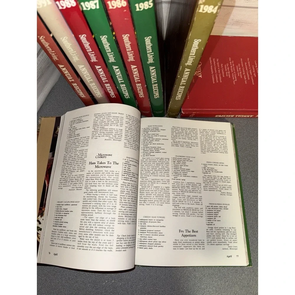 Southern Living‎ Annual Recipes Lot 1982-1988, 1991,1993 Lot Of 9