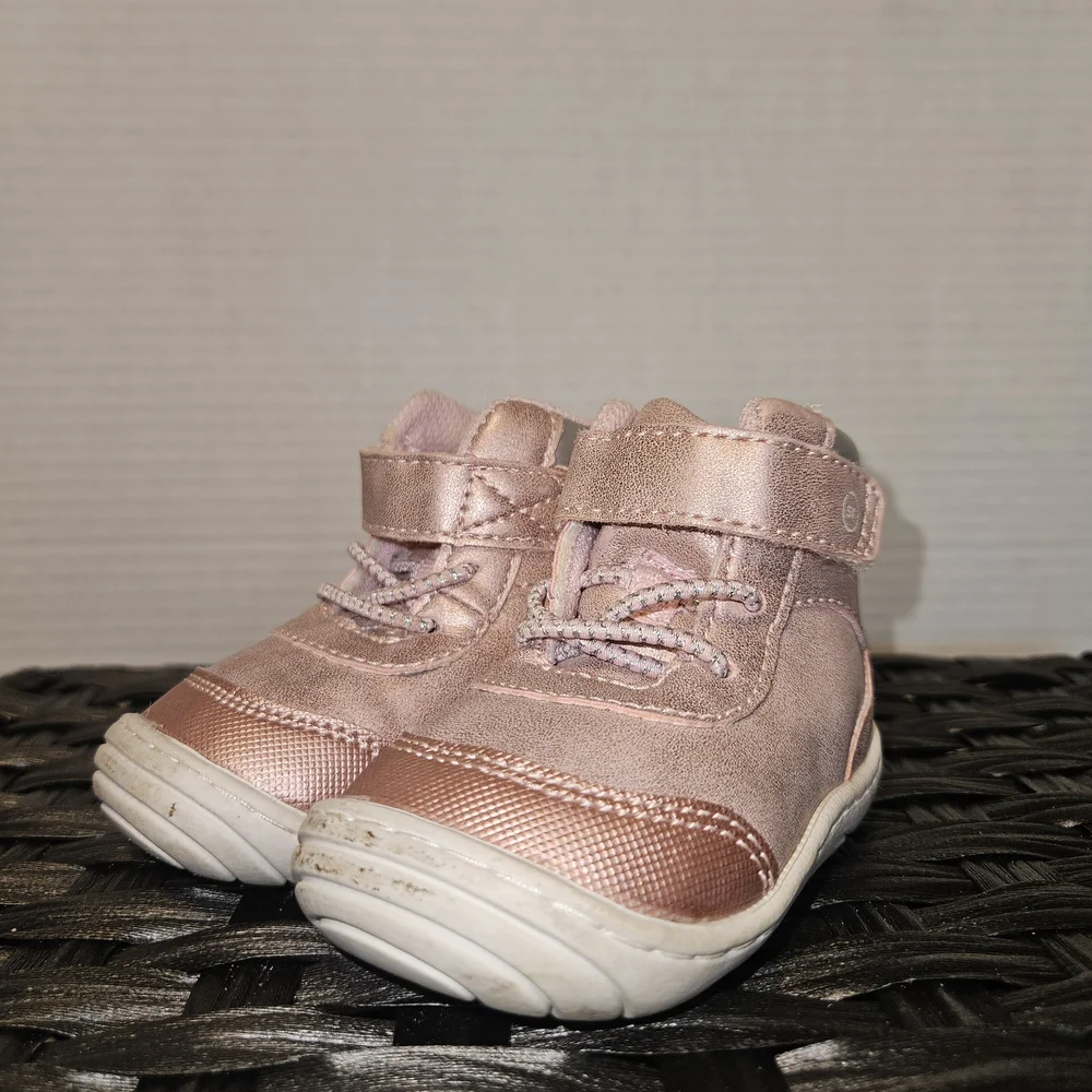Suprize by Stride Rite Archer Metallic Pink Kids Shoes Size 3M