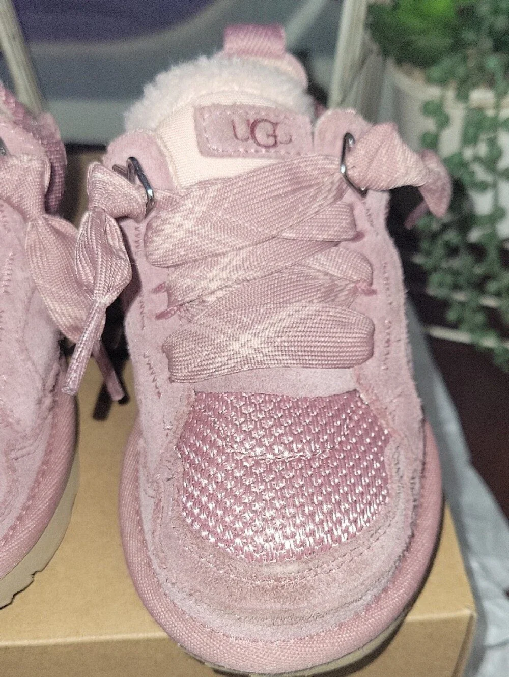 UGG Kids Pink Suede Lace-Up Booties