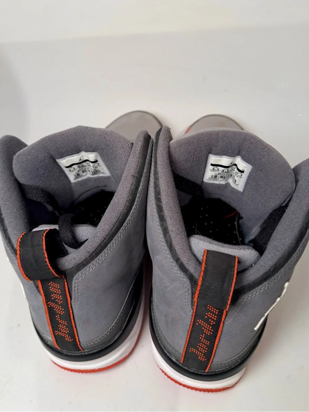 Jordan 1 Flight Lt. Graphite/Black/Red-Stealth Men’s Size 9.5