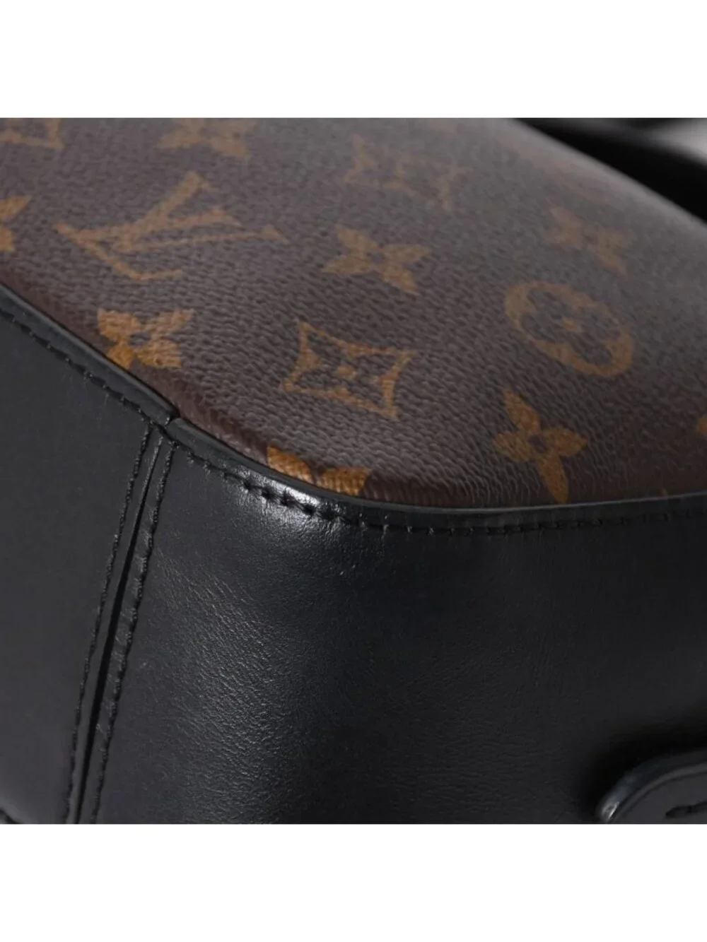 Louis Vuitton Saintonge Shoulder Bag Monogram Canvas Noir Calfskin Double