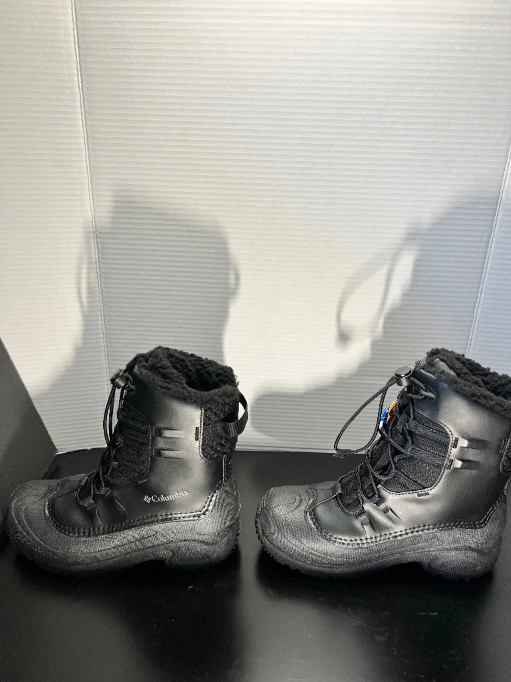 NEW Columbia Youth Bugaboot II Snow Boot | Black | Omni-Heat | Waterproof | Size