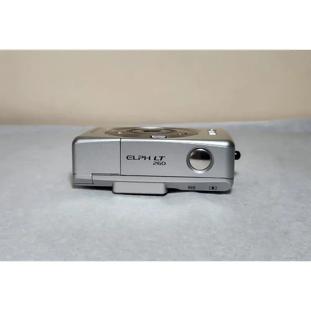 Canon ELPH LT260 APS Camera With Carry Case And Advantix Film 25 Exp.(Open Box)