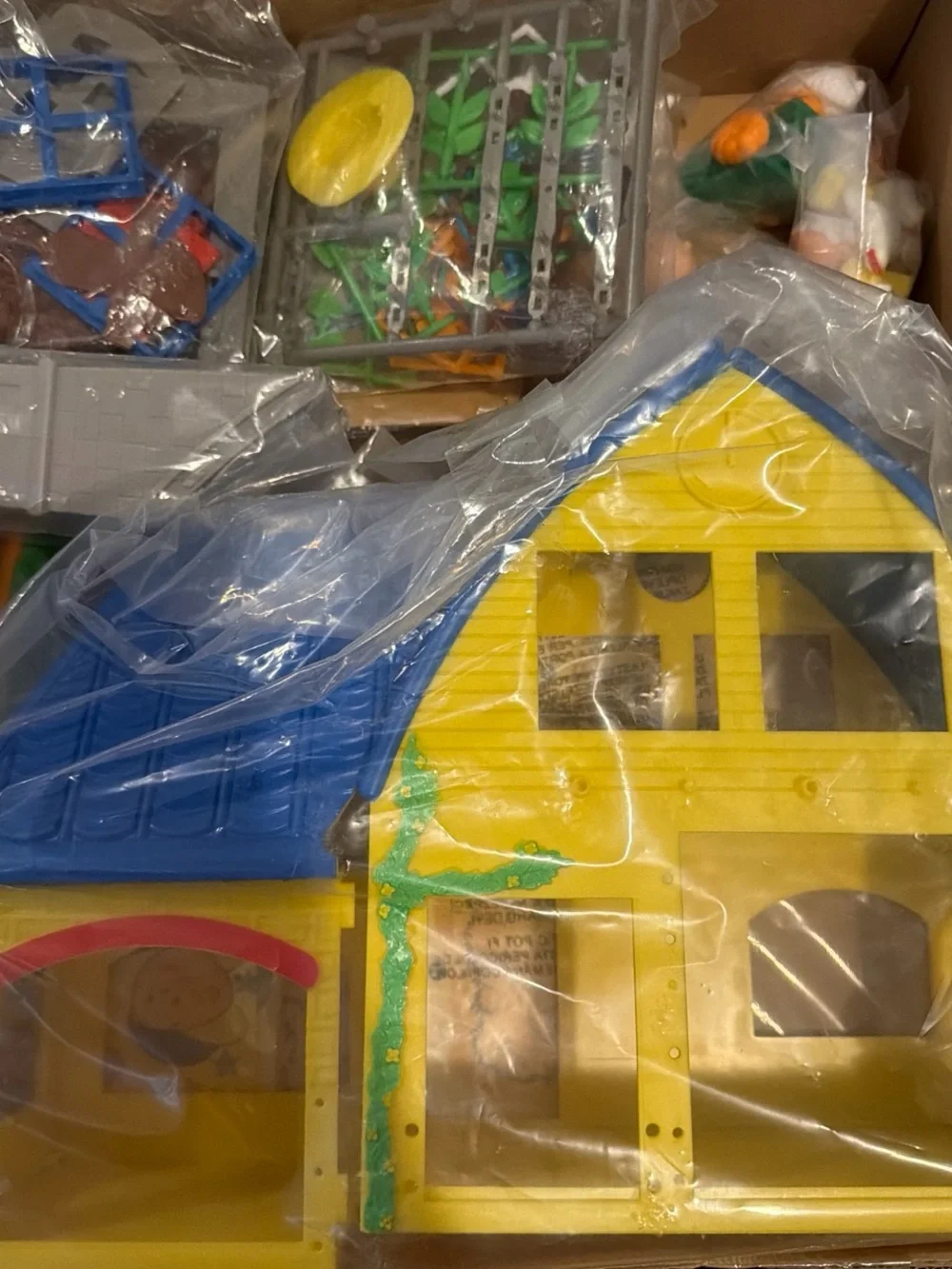Vintage Caillou La Granja The Farm Playset 2009 Discontinued Barn Toy