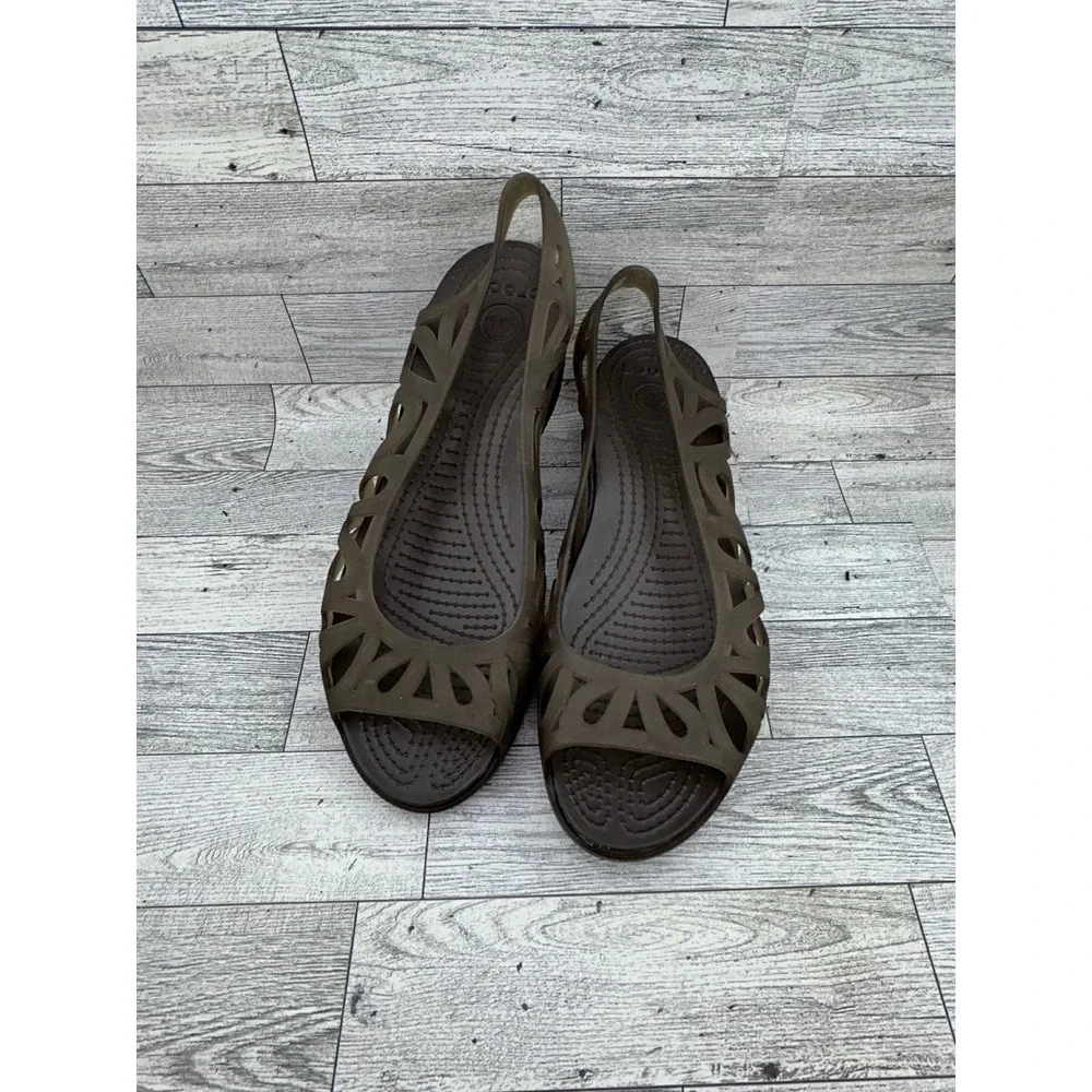 Crocs Adrina III Mini Wedge Espresso Brown Floral Cut Out Sandals Women Sz 8