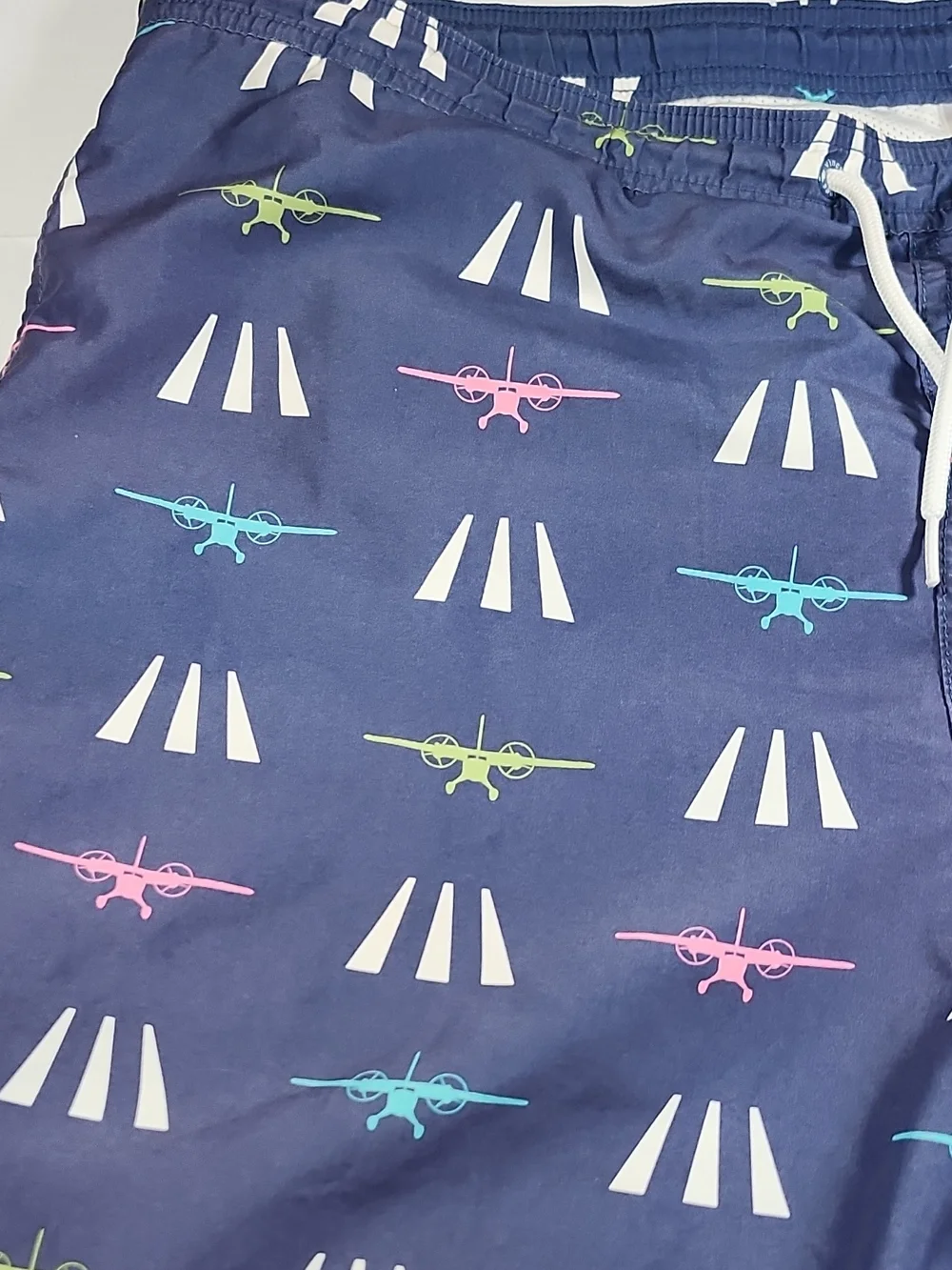 Vineyard Vines navy swim