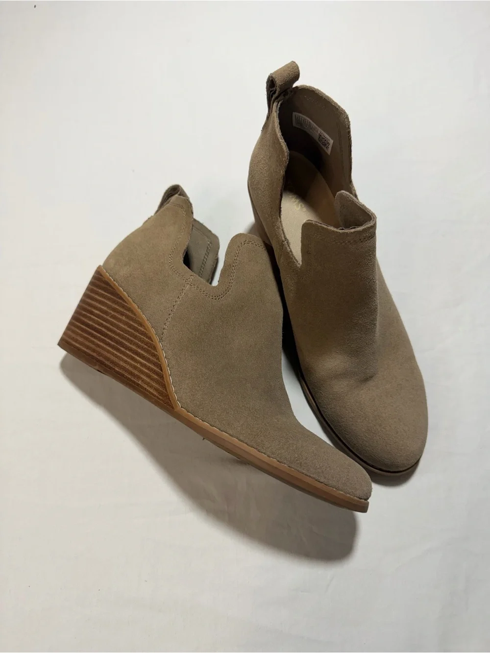 Toms Kallie Bootie - Taupe Suede Wedge Ankle bootie