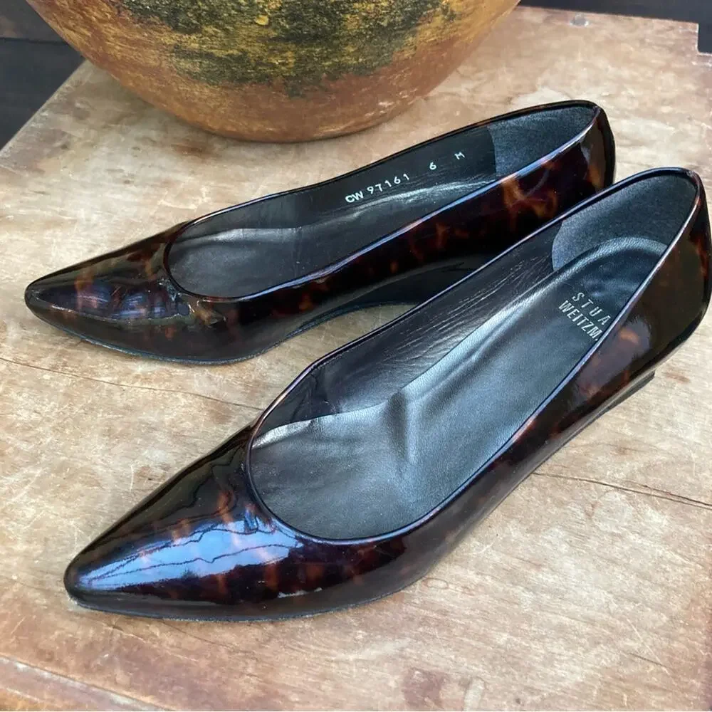 Stuart Weitzman wedges size 6 low heal tortoise‎ patent leather