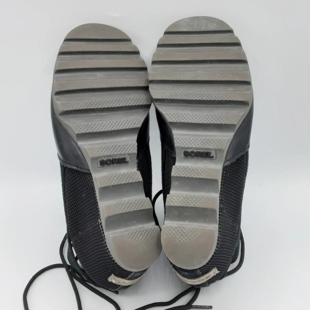 Sorel Joanie Black Suede Leather Mesh Lace Up Peep-Toe Wedge Bootie Size 9.