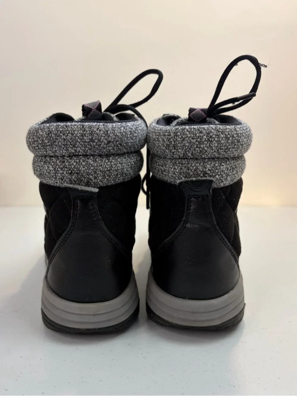 Ryka aurora winter