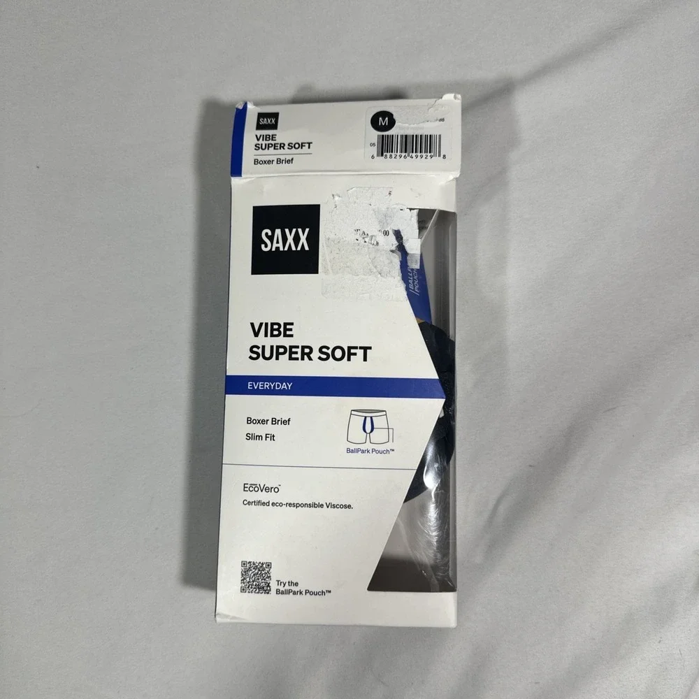 NIB $34 SAXX UNDERWEAR [ Medium ] Vibe Super Soft Boxer Brief Party Foul‎ U1609