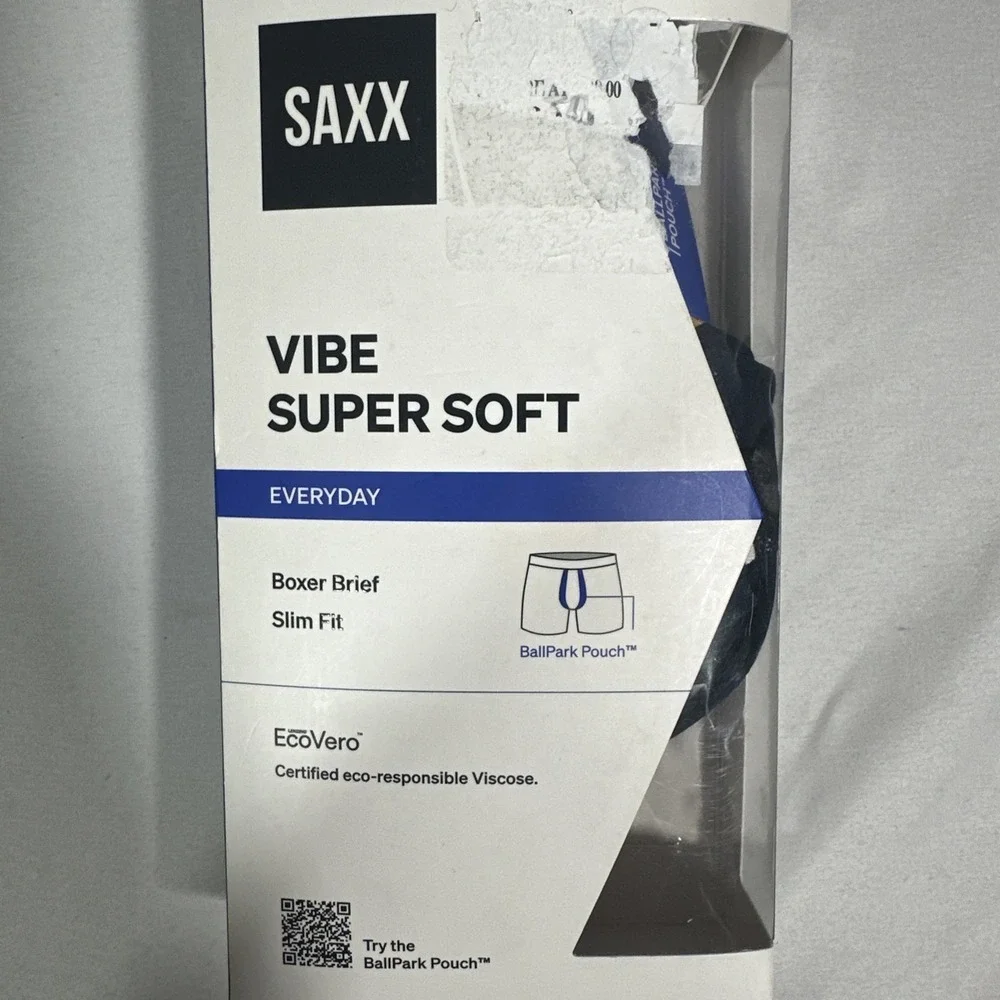 NIB $34 SAXX UNDERWEAR [ Medium ] Vibe Super Soft Boxer Brief Party Foul‎ U1609